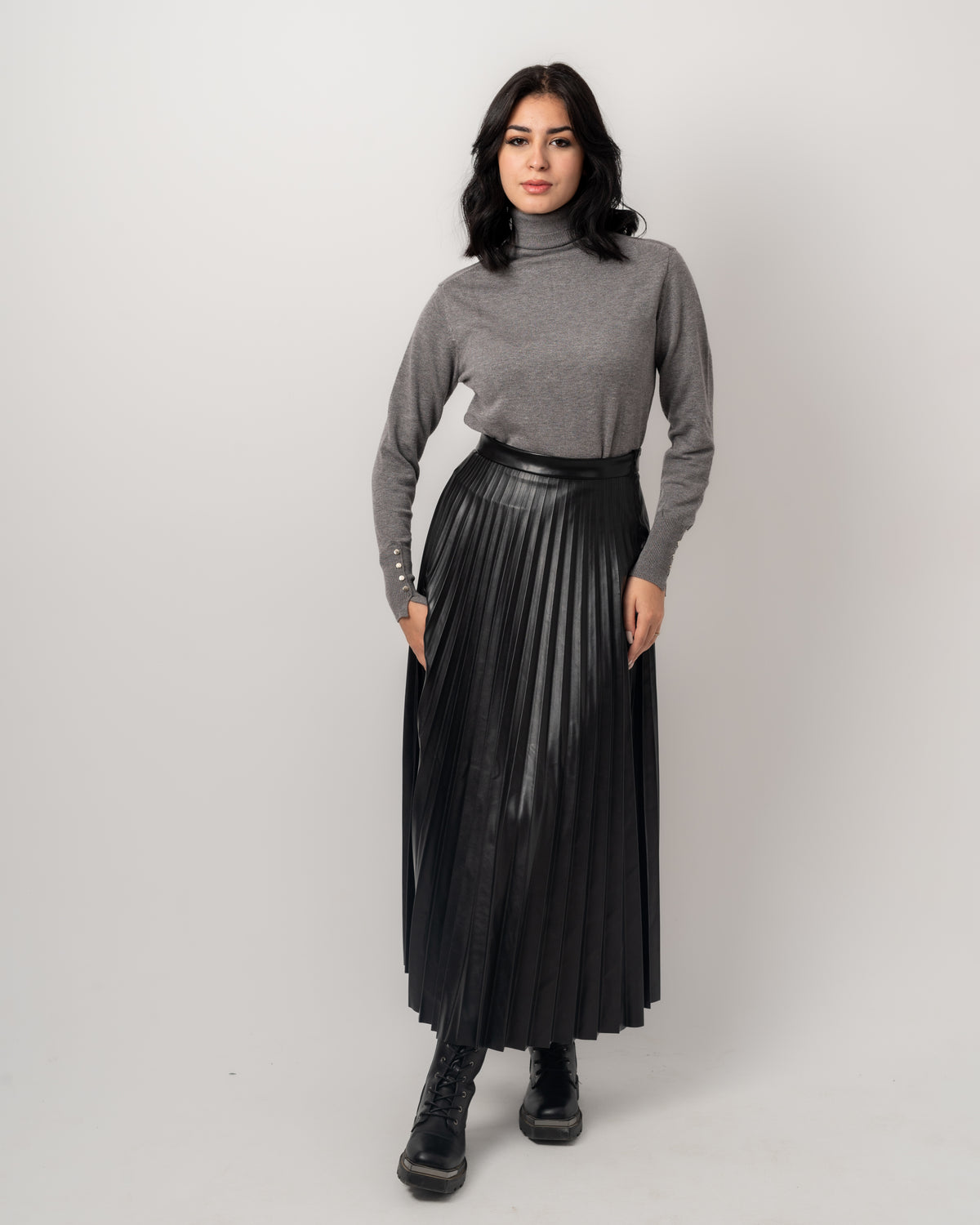 Grey Turtleneck Basic Pullover