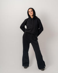 Black Comfy Hoodie - Yeilda