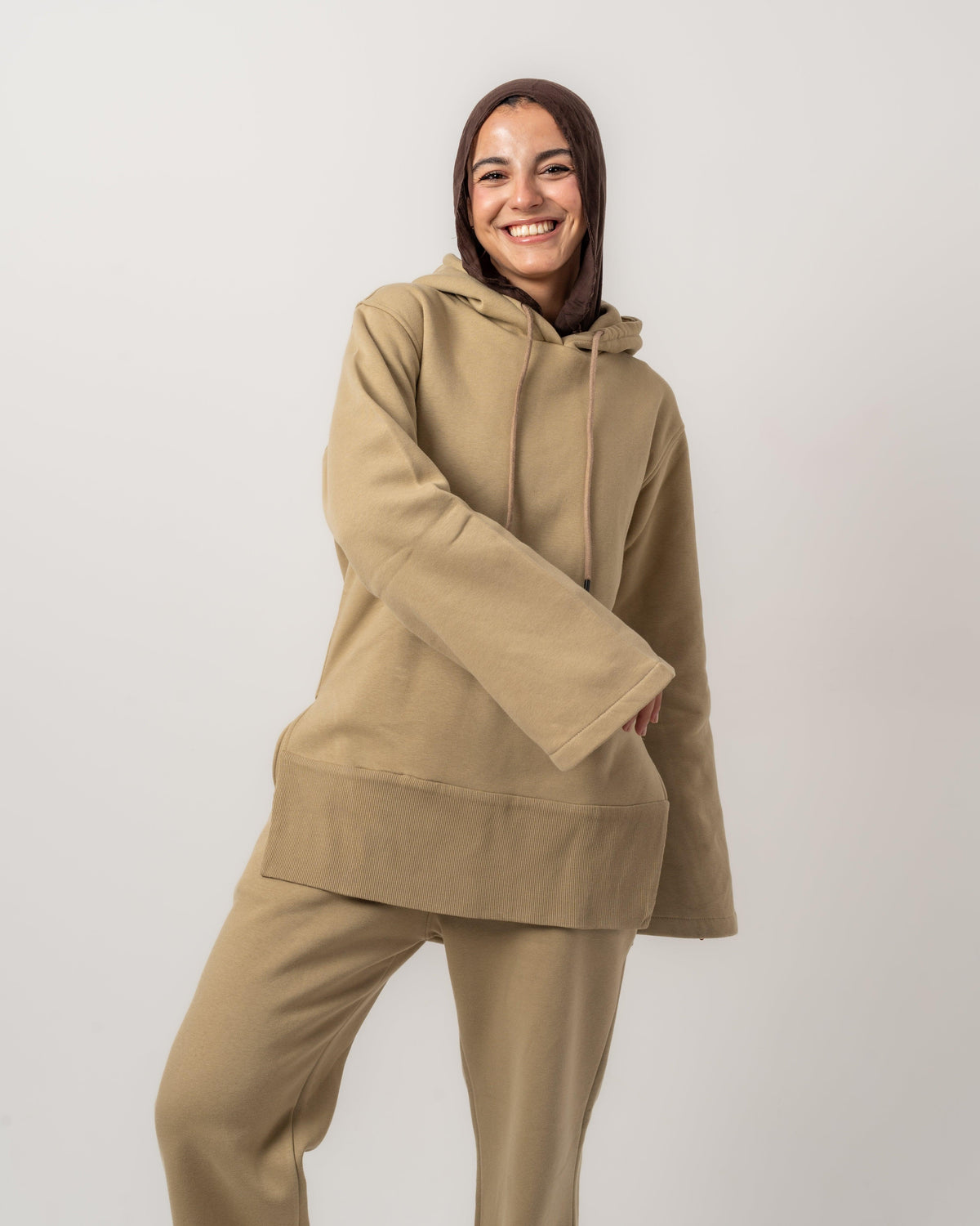 Beige Comfy Hoodie - Yeilda