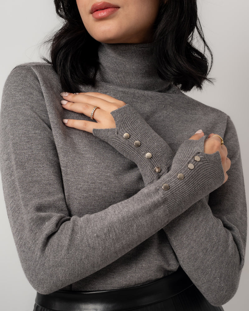 Grey Turtleneck Basic Pullover