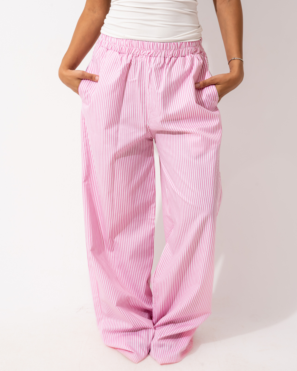 Pink and white striped fashion pants